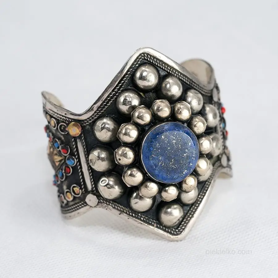 Kuchi lapis lazuli bracelet