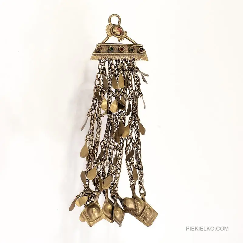 Long pendant