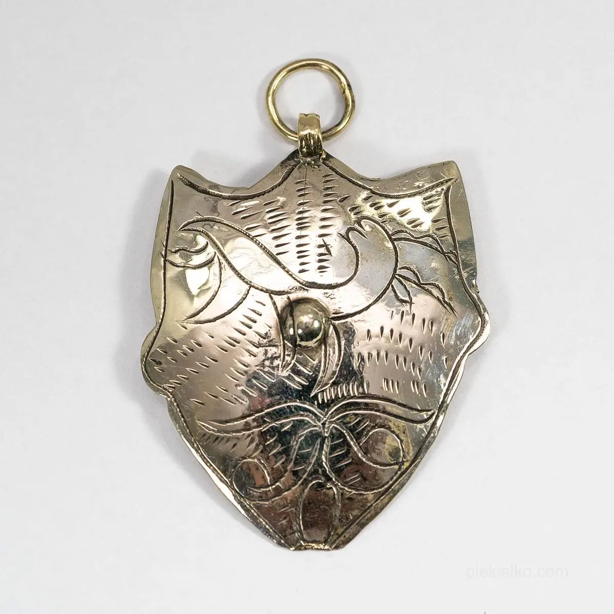 Turkmen shield pendant
