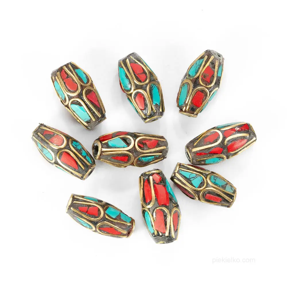 Unikalne nepalskie koraliki z mosiądzu i naturalnych kamieni