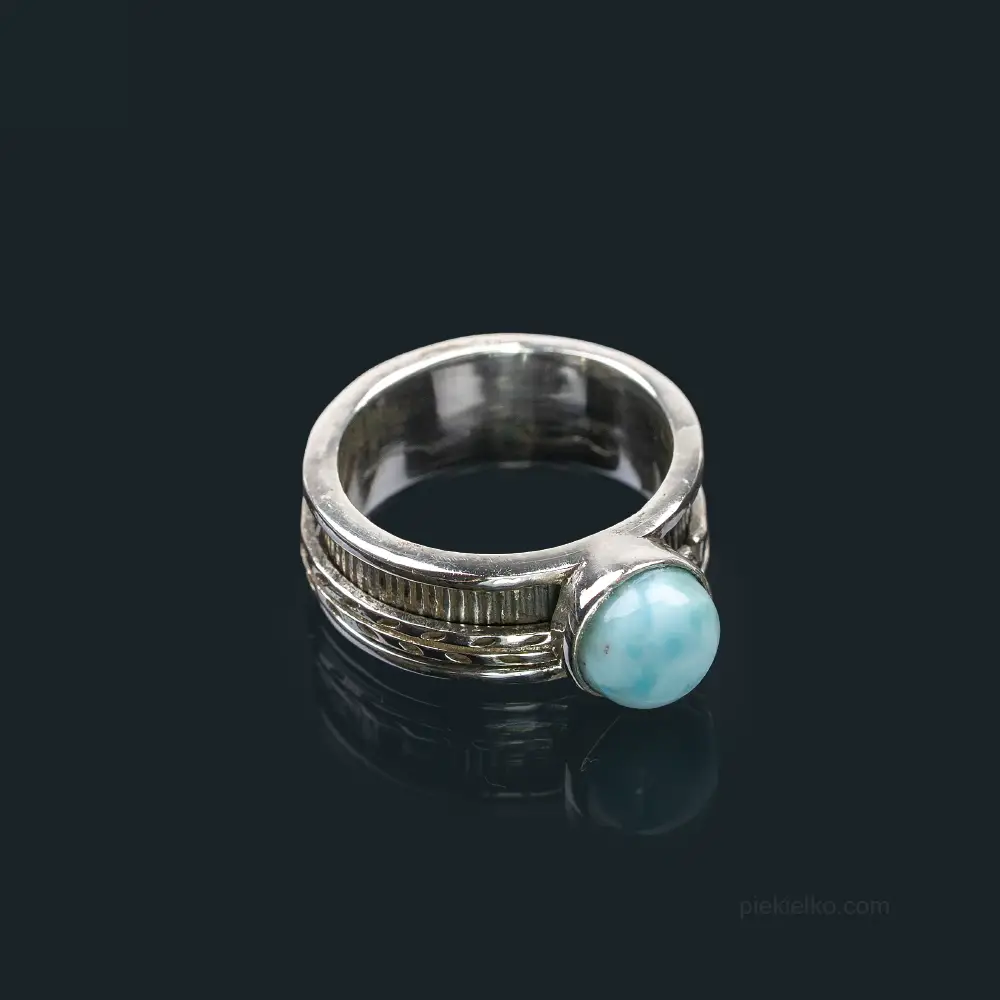 Silver ring with larimar and rotating element