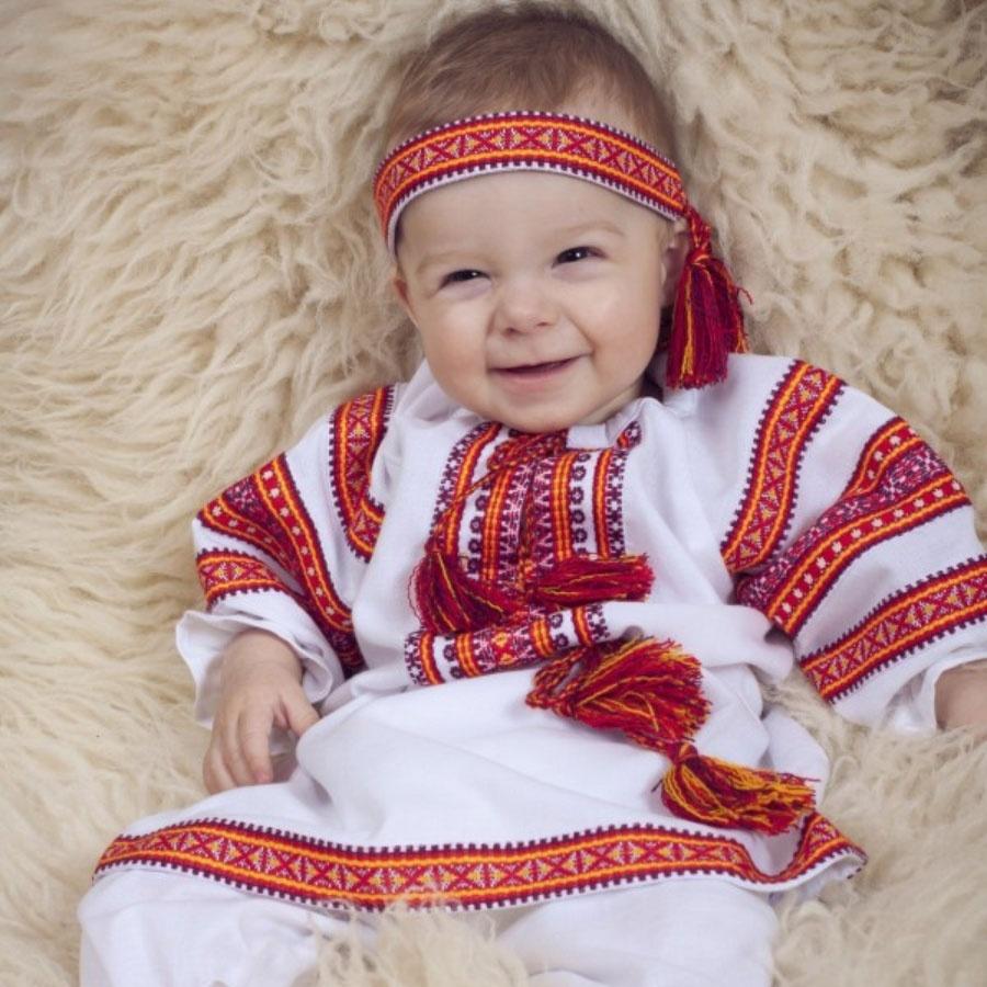 Słowiańska odzież dziecięca – więź człowieka z naturą