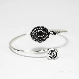 Silver-plated bracelet with agate