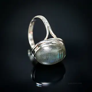 Silver ring with labradorite