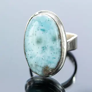 Silver-plated larimar ring – elegance by nature