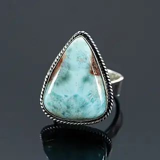 Elegance in blue – larimar ring