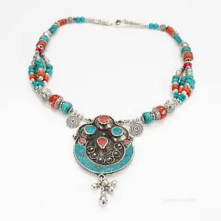 Turquoise Nepalese necklace with stones