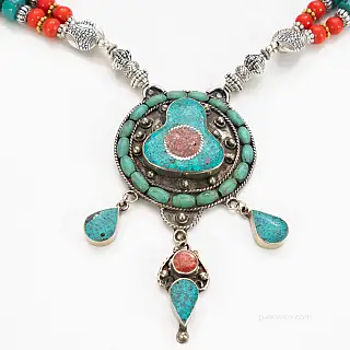 Vintage Nepalese necklace with turquoise and coral