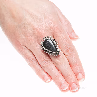 Ring with black jasper