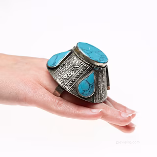 Afghan ring for 2 fingers