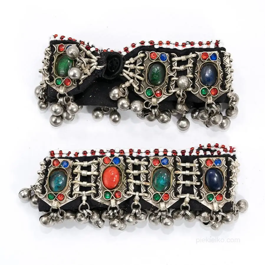 Afgańskie bransolety na kostkę