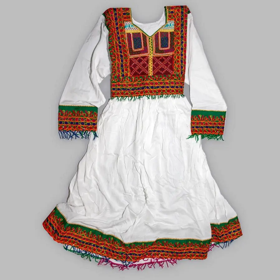 Plemienna sukienka Kuchi