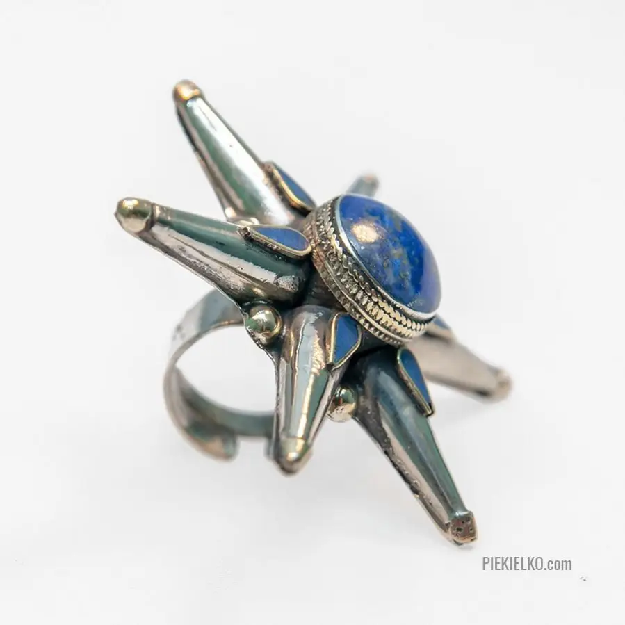 Afghan Star Ring with Lapis Lazuli