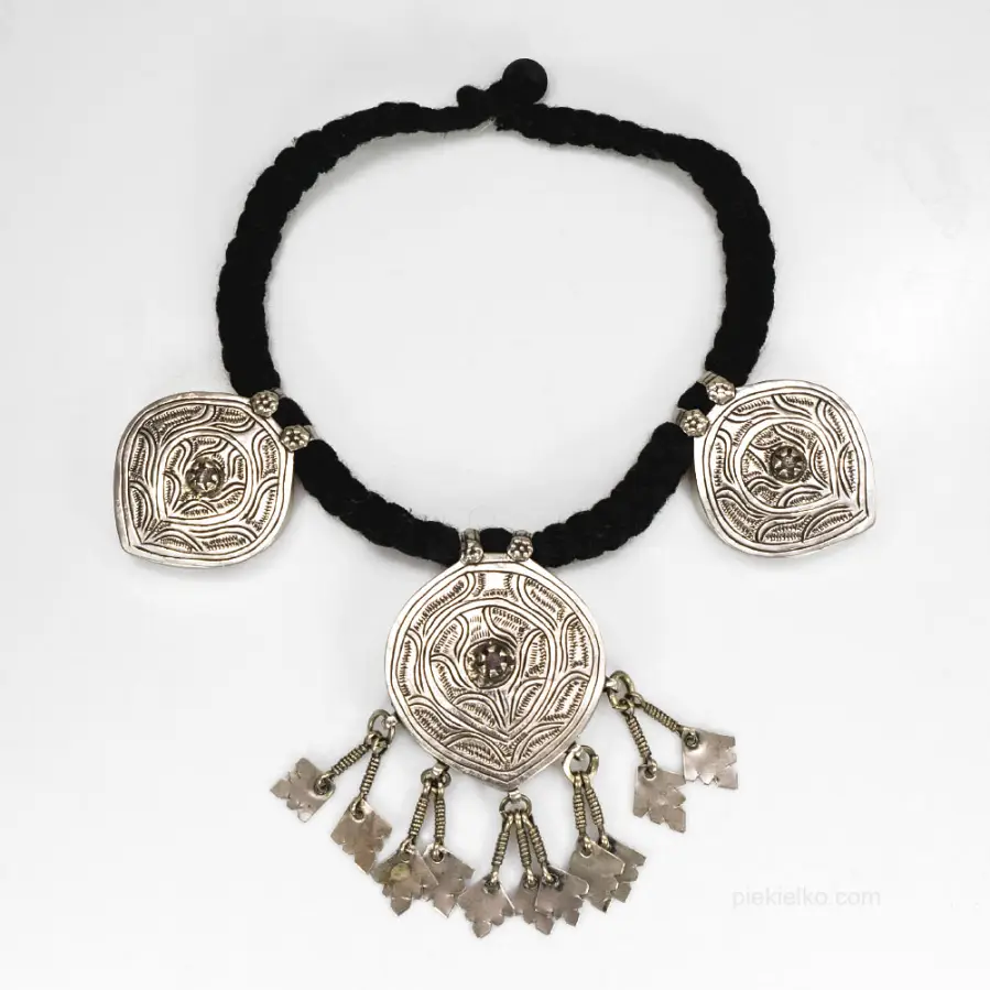 Kashmir Tribe Vintage necklace