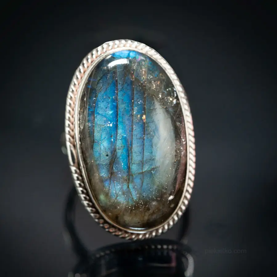 Oval Ring with Adjustable Band and Labradorite