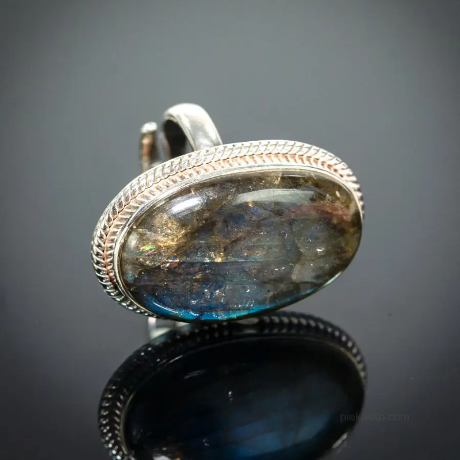 Oval Ring with Adjustable Band and Labradorite