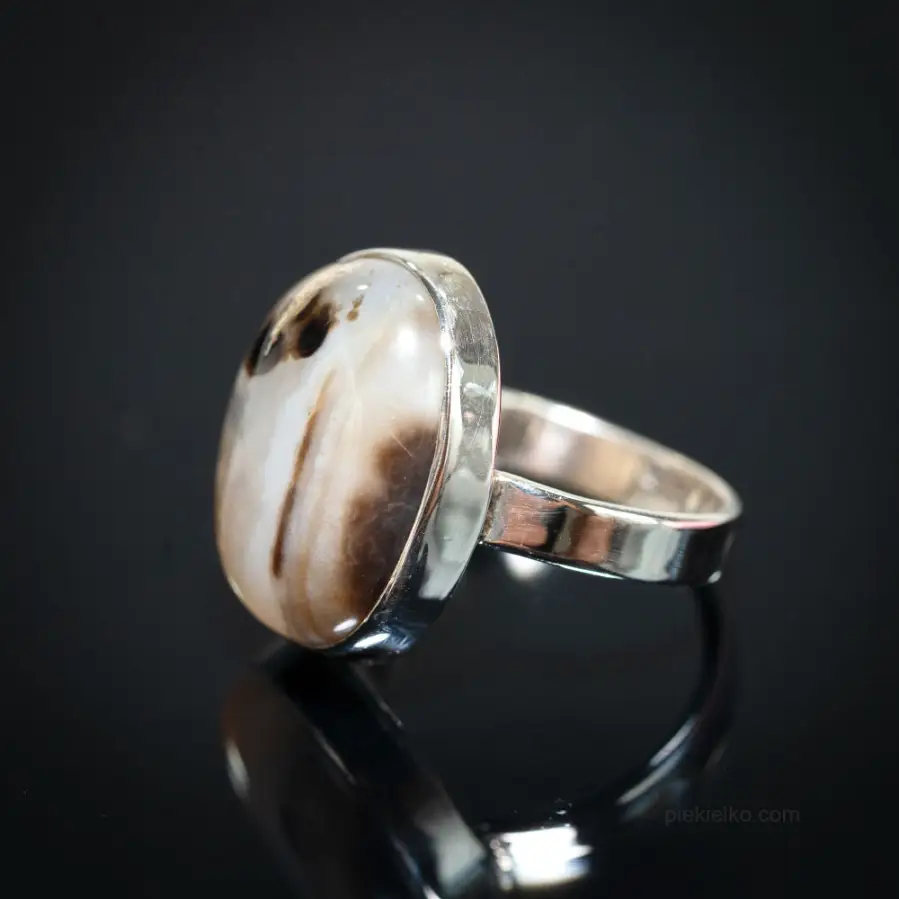 Silver ring with brown agate