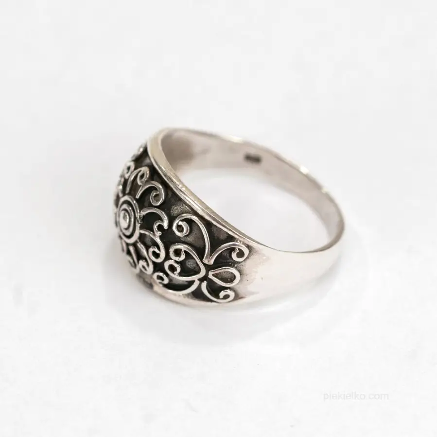 Silver Indian ring with patterns