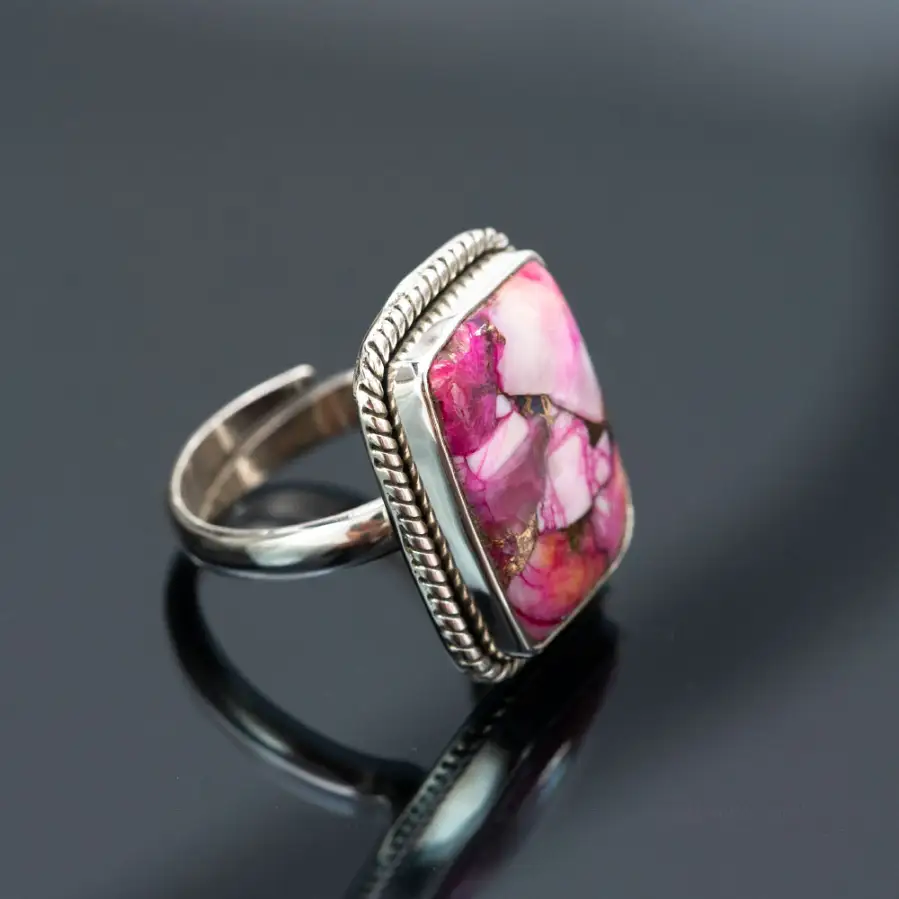 Silver adjustable ring with pink turquoise oyster
