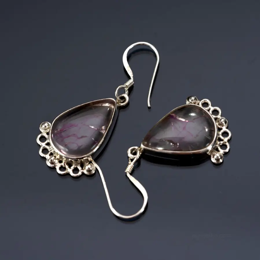 Silver earrings with cracked crystal