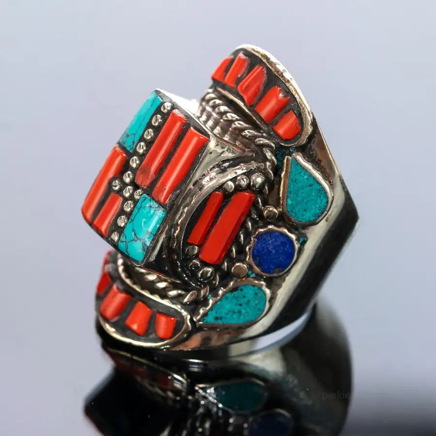 Heavy signet ring with turquoise and coral