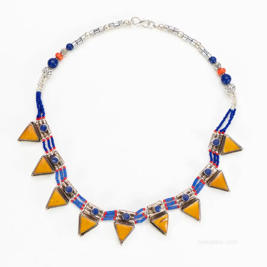 Nepalese necklace with amber and lapis