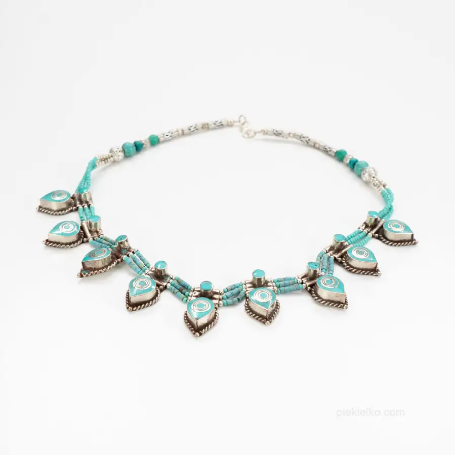 Turquoise necklace with triangular pendants