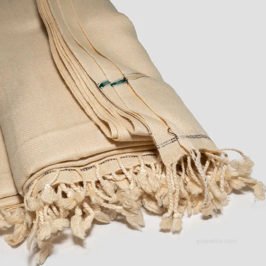 A Breeze of Kashmiri Tradition