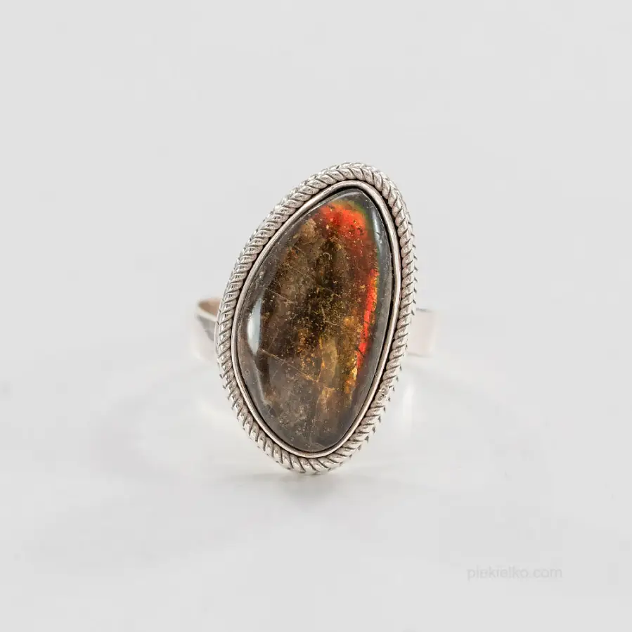Ring with Ammolite Stone