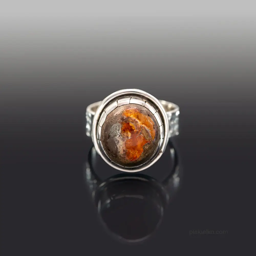 Fiery Opal &ndash; Energy Captured in Silver