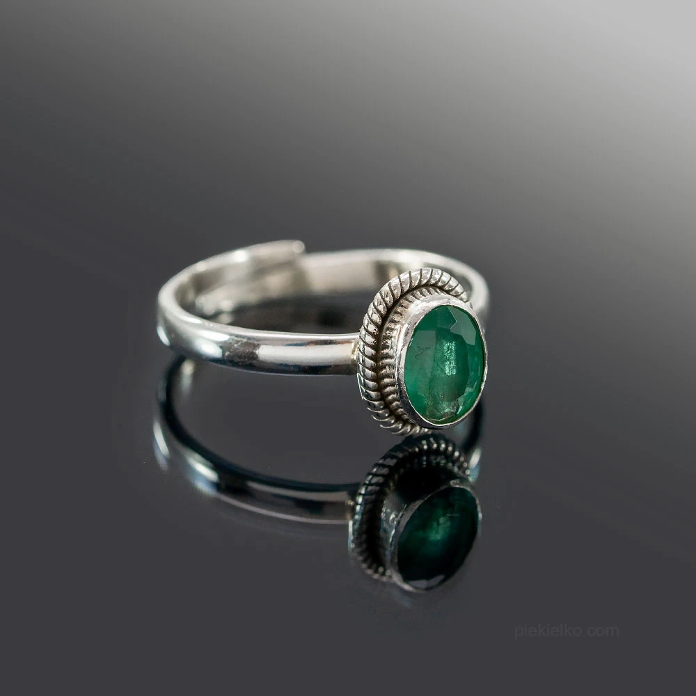 Emerald Elegance in Sterling Silver
