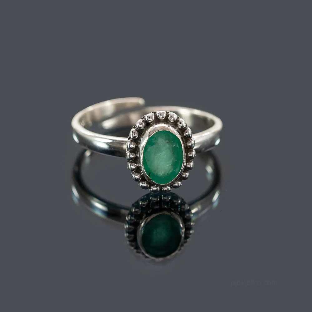 Emerald Elegance in Sterling Silver
