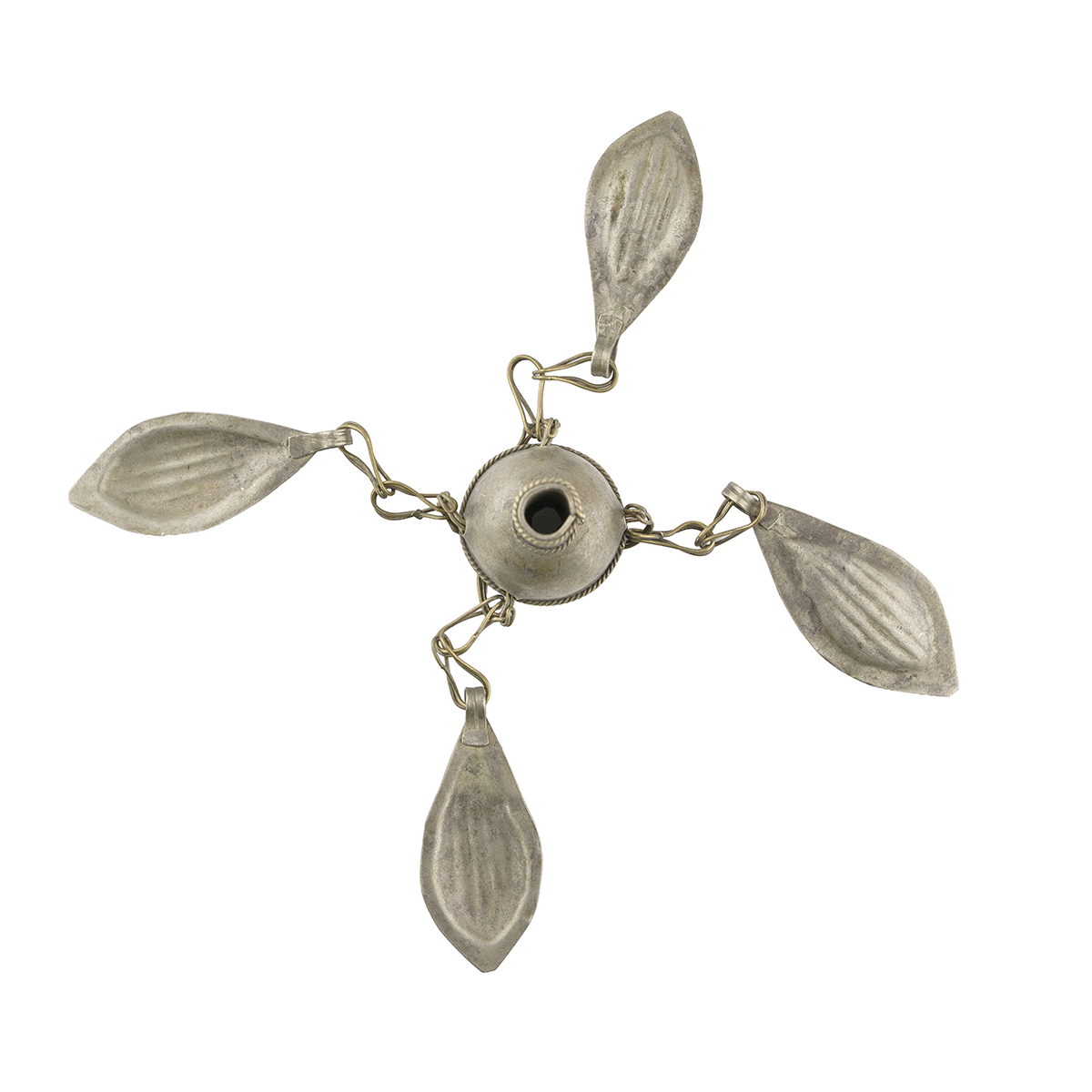 Turkmen Four Leaf Ornament