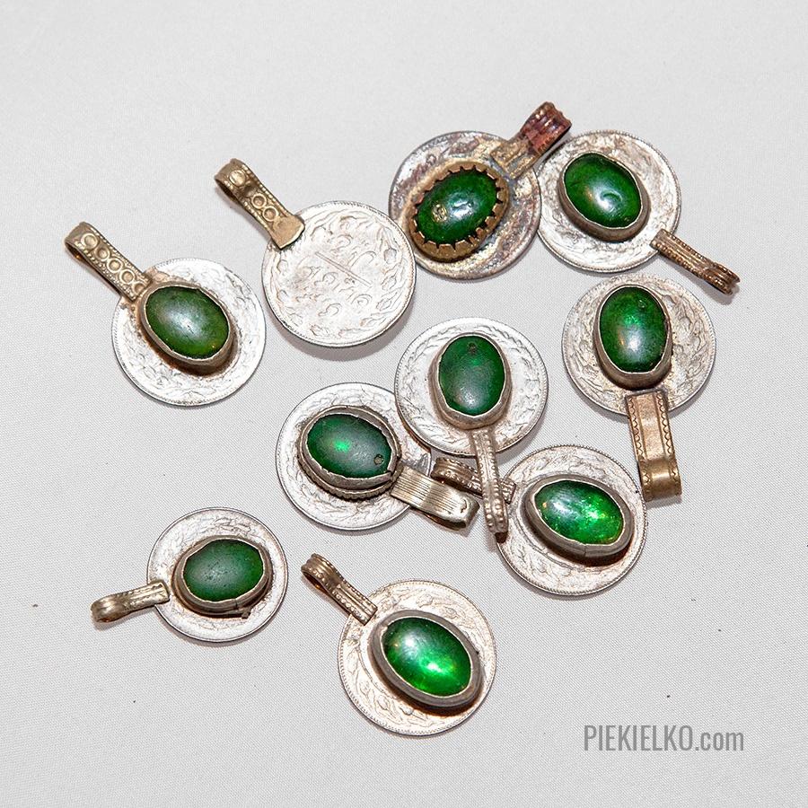 Coins with an oval glass - red - piekielko.com