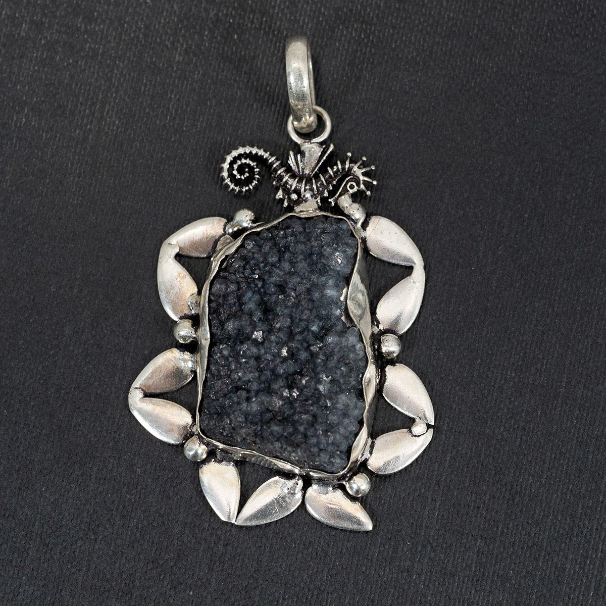 Black titanium druzy pendant - piekielko.com