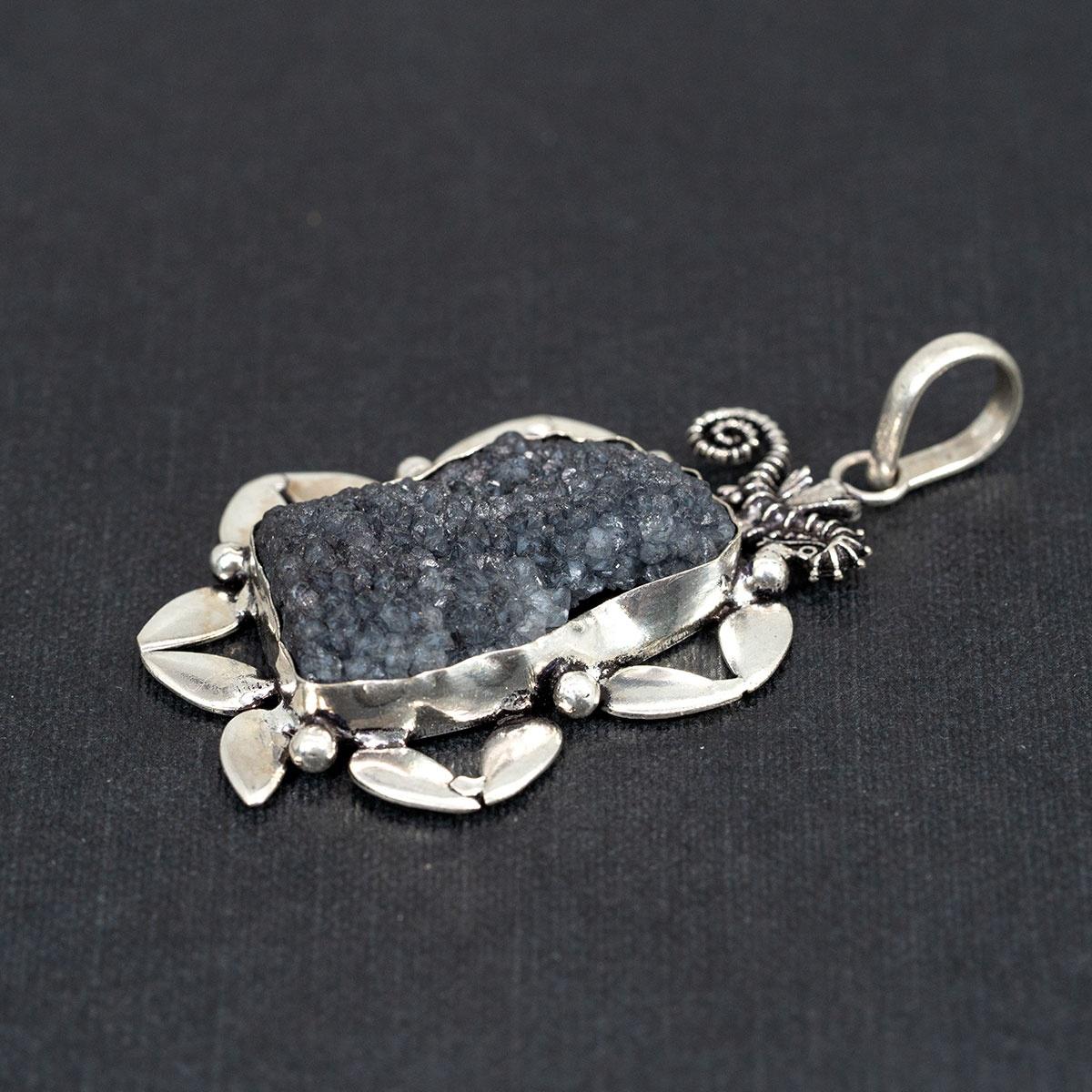 Black titanium druzy pendant - piekielko.com