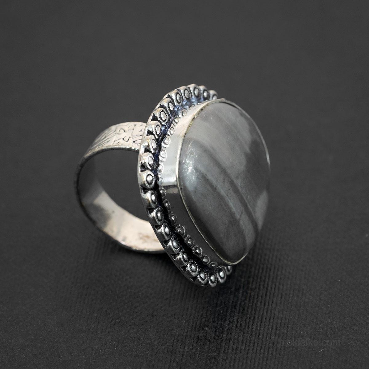 Ring with black jasper - piekielko.com