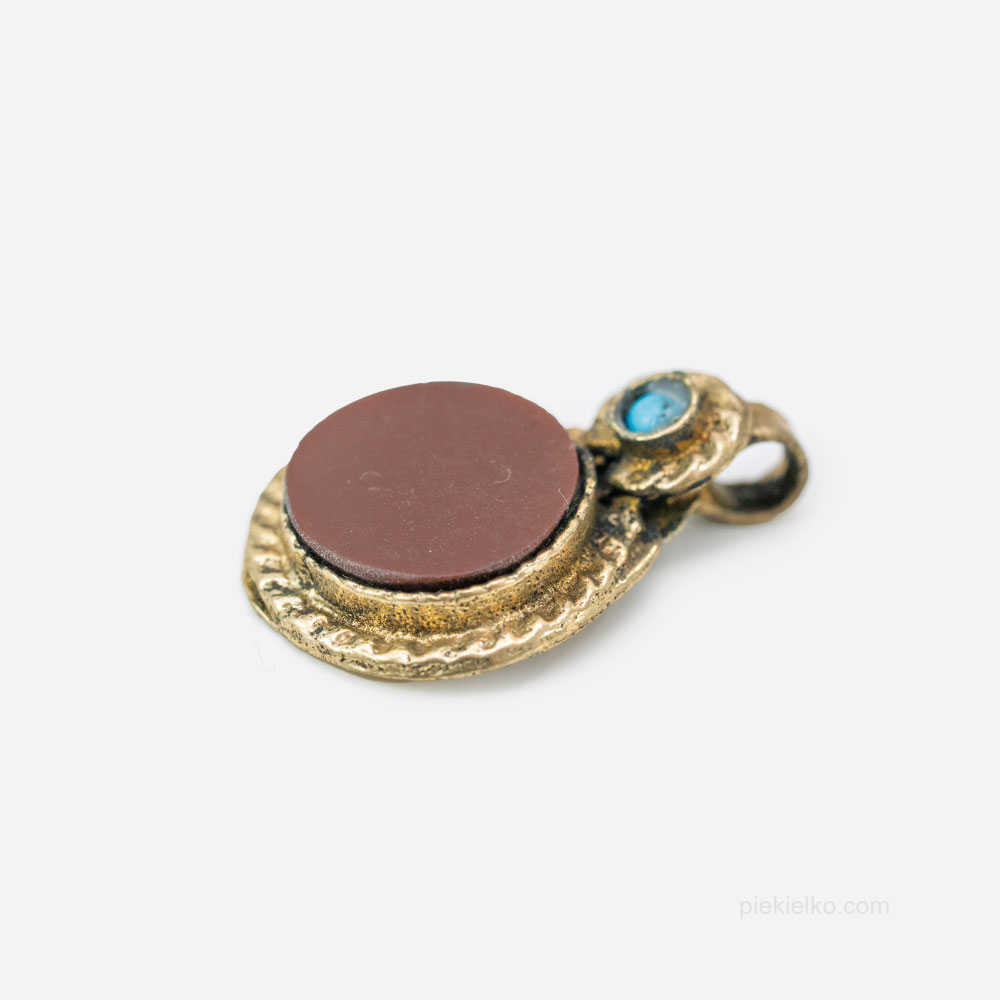 Mini zawieszka z brązowym agatem - piekielko.com