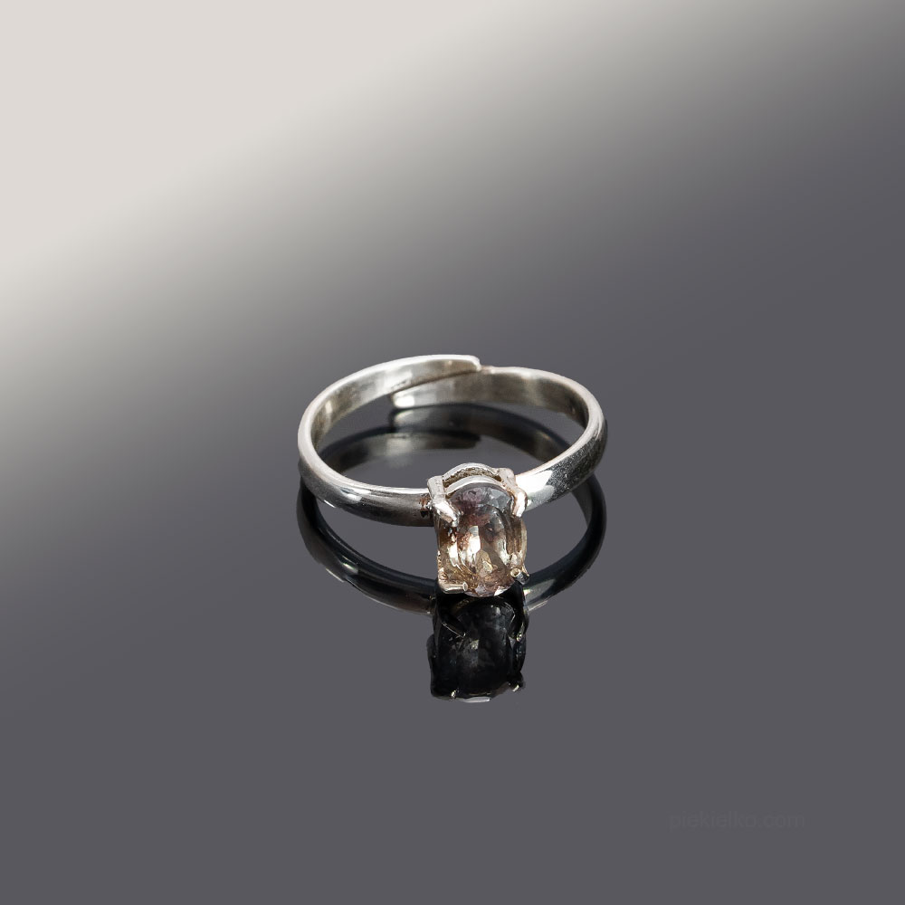 Silver Ring with Zultanite - piekielko.com