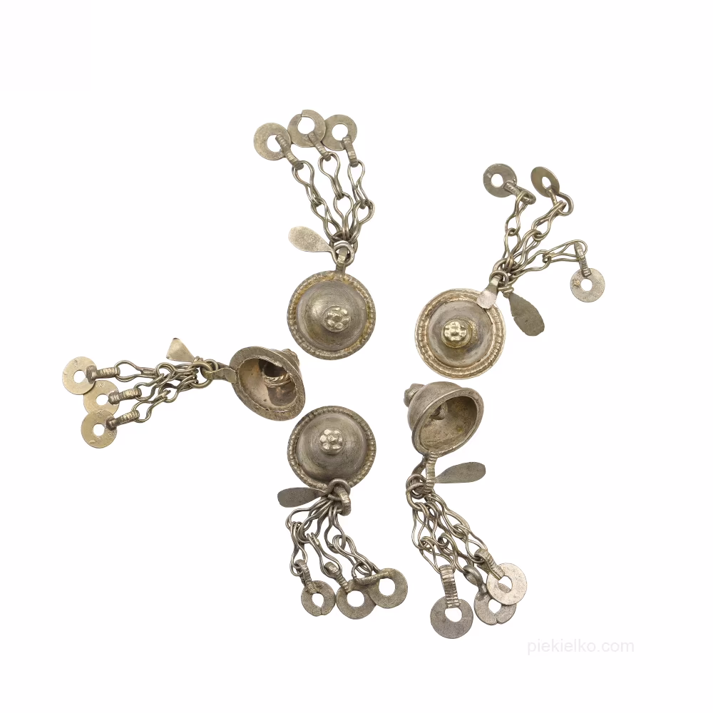 Mosiężne guziki z frędzlami