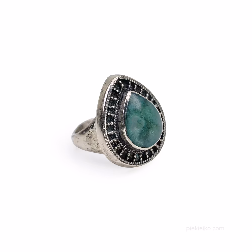 Pakistani ring with a green teardrop stone