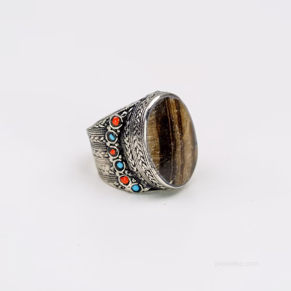 Signet ring with tiger jasper and coral mosaic