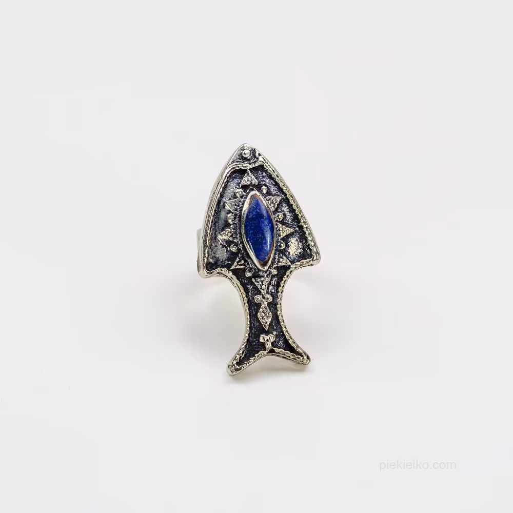 Slim signet ring with lapis fish