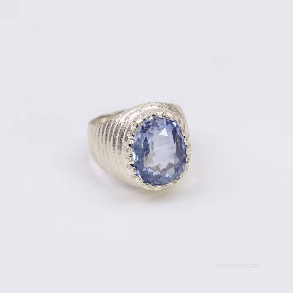 Chłodny błękit – akwamaryn/niebieski beryl w żebrowanej kasecie