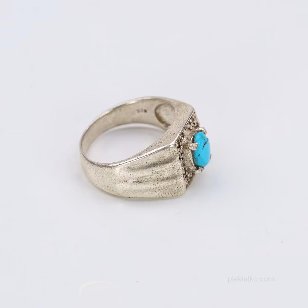 Sygnet srebrny z turkusem w prostokątnej oprawie